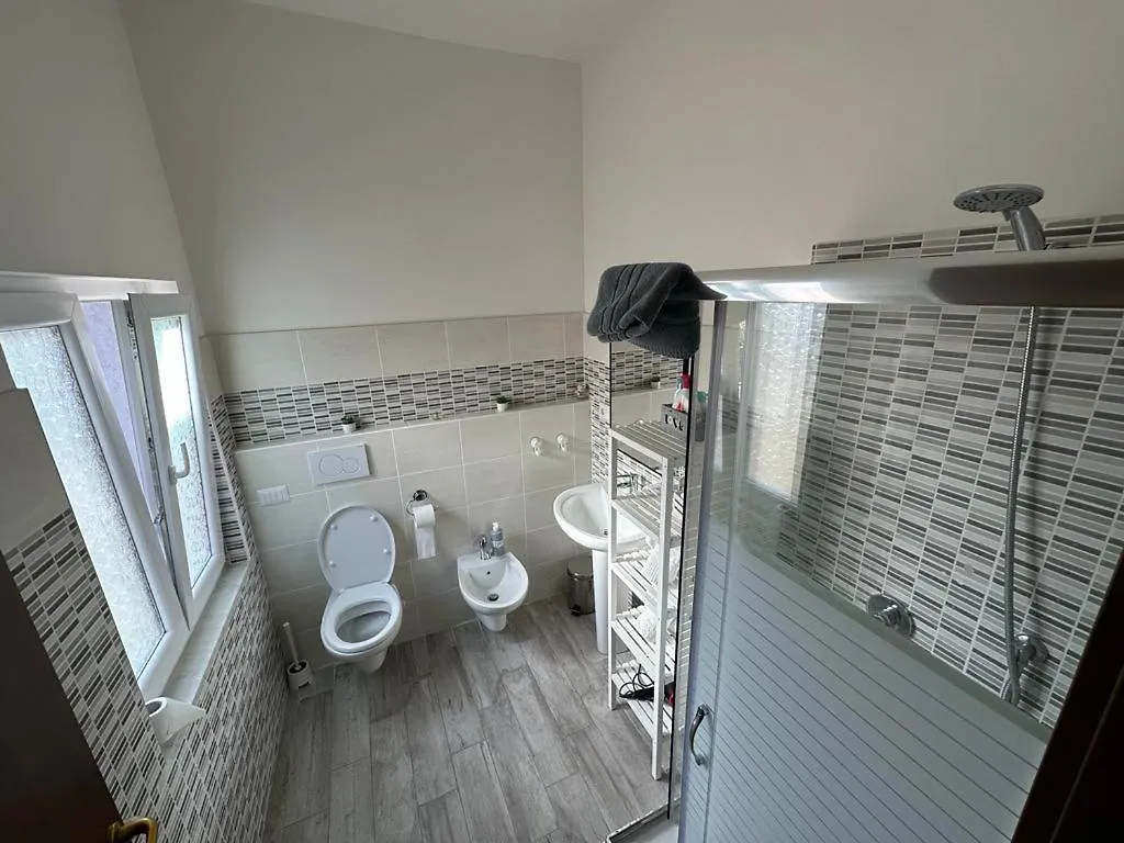Mondo House Fiumicino Guest house