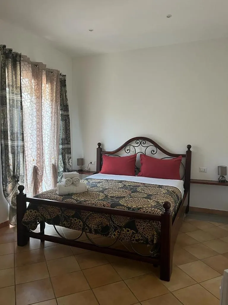Mondo House Fiumicino Guest house