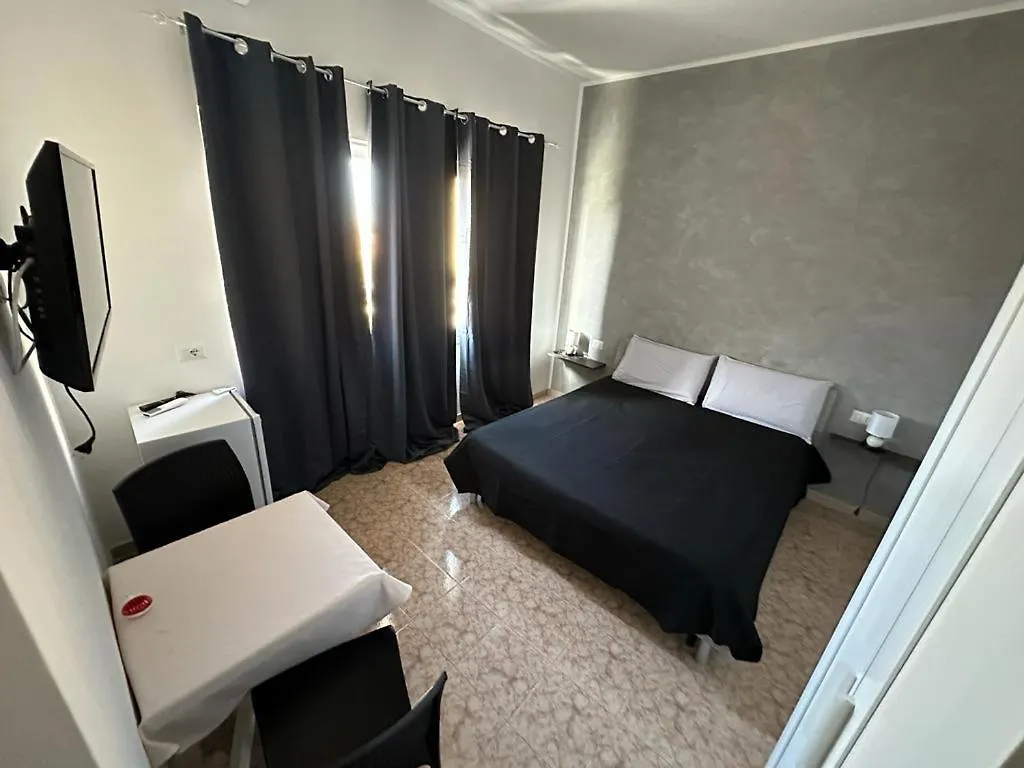 Guest house Mondo House Fiumicino Italy